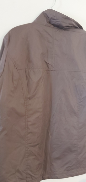 Light weight jacket - Picture 2 of 5